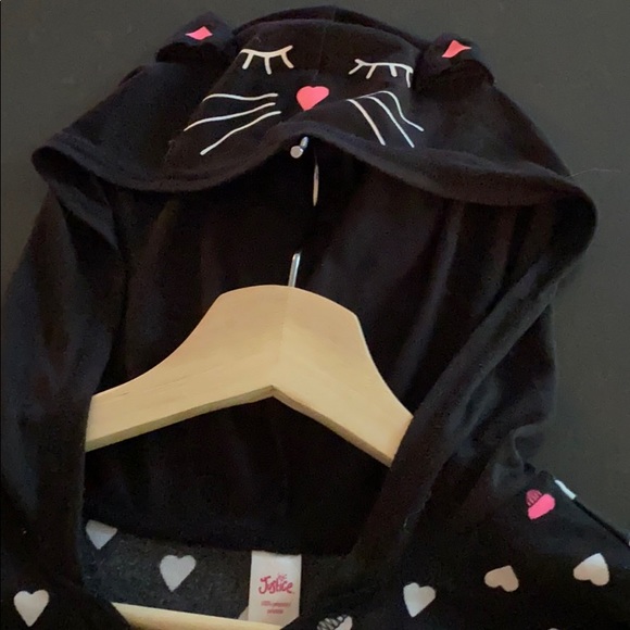 Girls swim cover up. - Picture 3 of 4